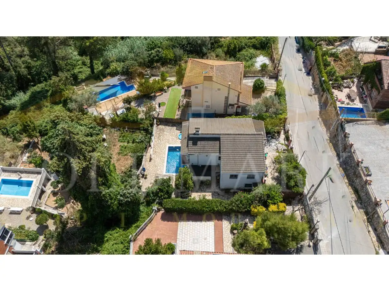 Vista exterior de Casa o xalet en venda en Corbera de Llobregat amb Calefacció, Jardí privat i Terrassa