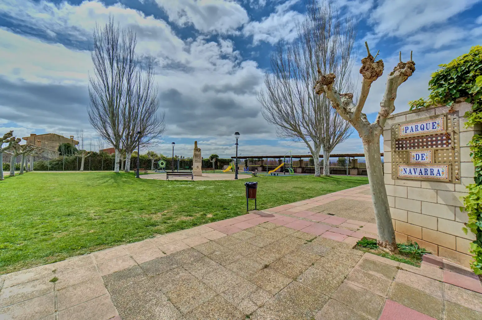 Vista exterior de Casa adosada en venta en Arguedas con Calefacción, Jardín privado y Terraza