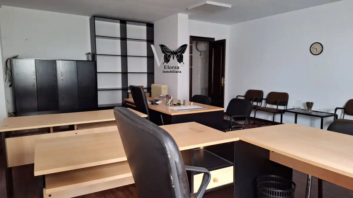 Office space for sale in Centro - Casco Histórico, imagen 5