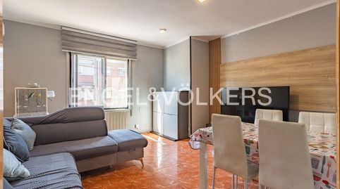 Foto 3 de Piso en venta en Campoamor, Sabadell