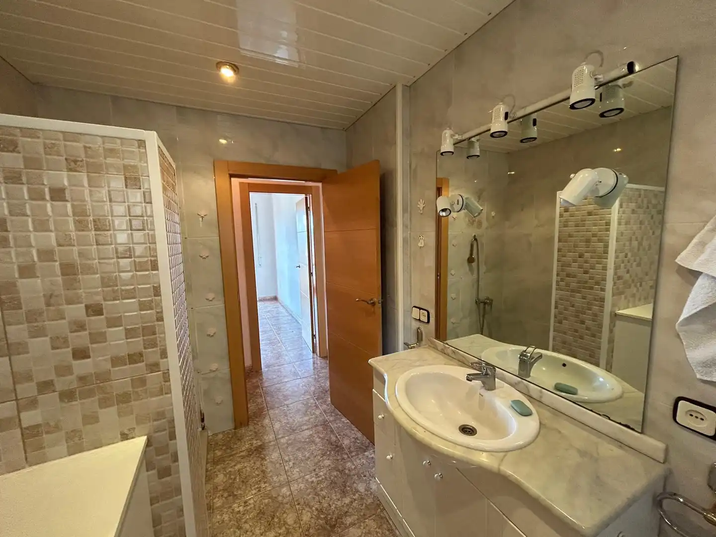 Baño de Piso en venta en Igualada con Aire acondicionado, Calefacción y Terraza