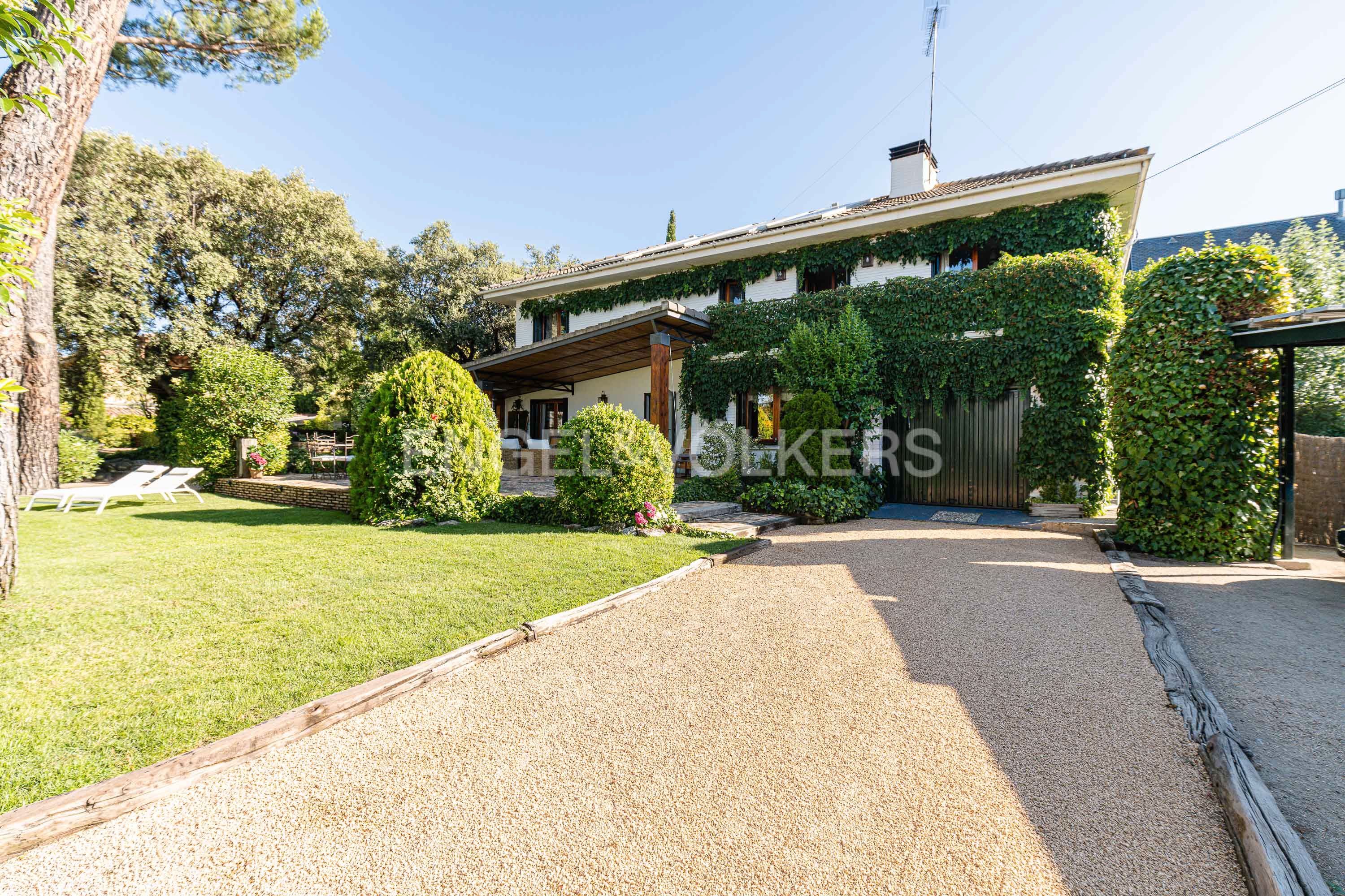 Exterior view of House or chalet for sale in Collado Villalba  with Heating, Private garden and Swimming Pool