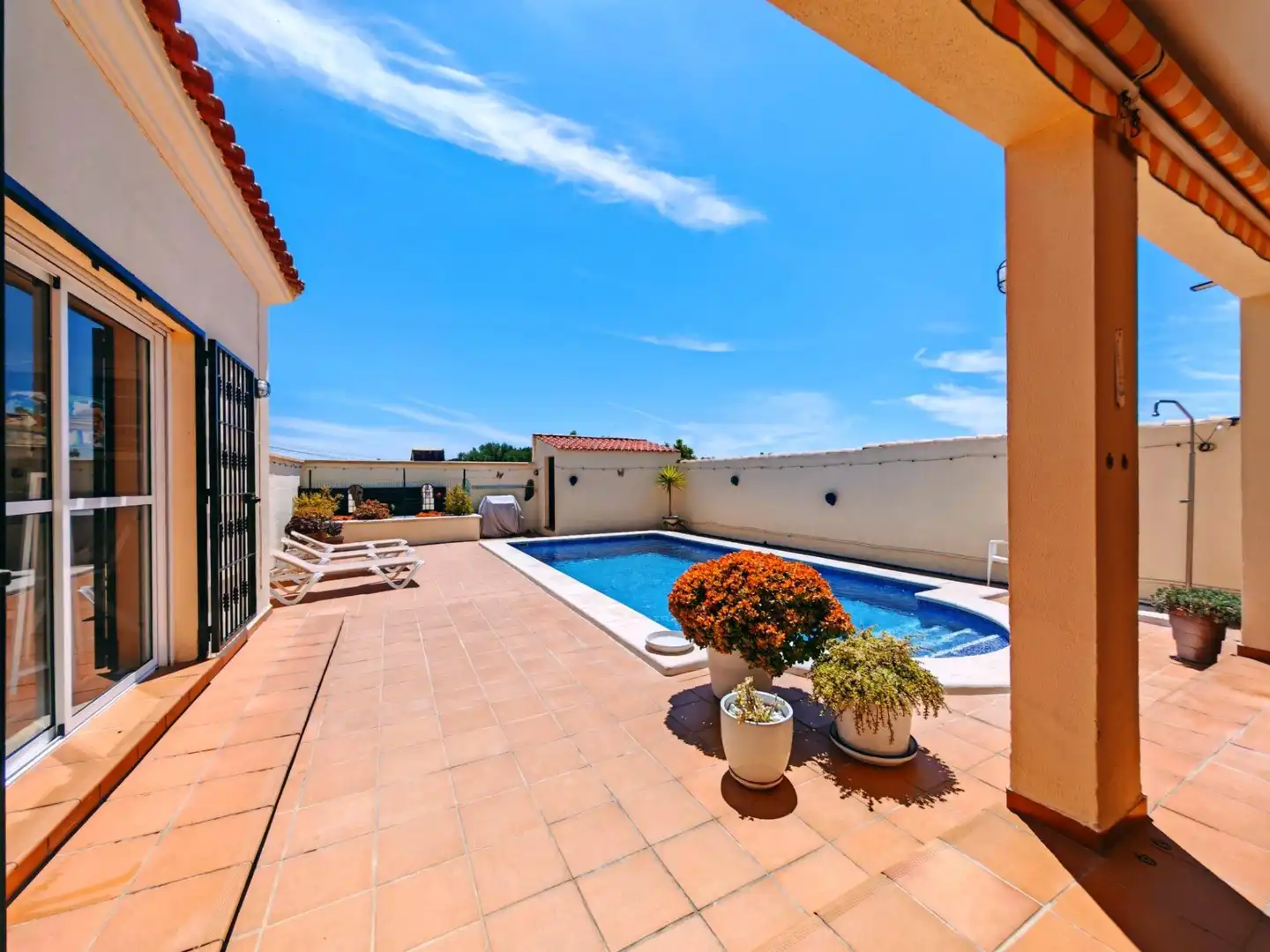 Piscina de Casa o chalet en venta en Las Lagunas - Campano