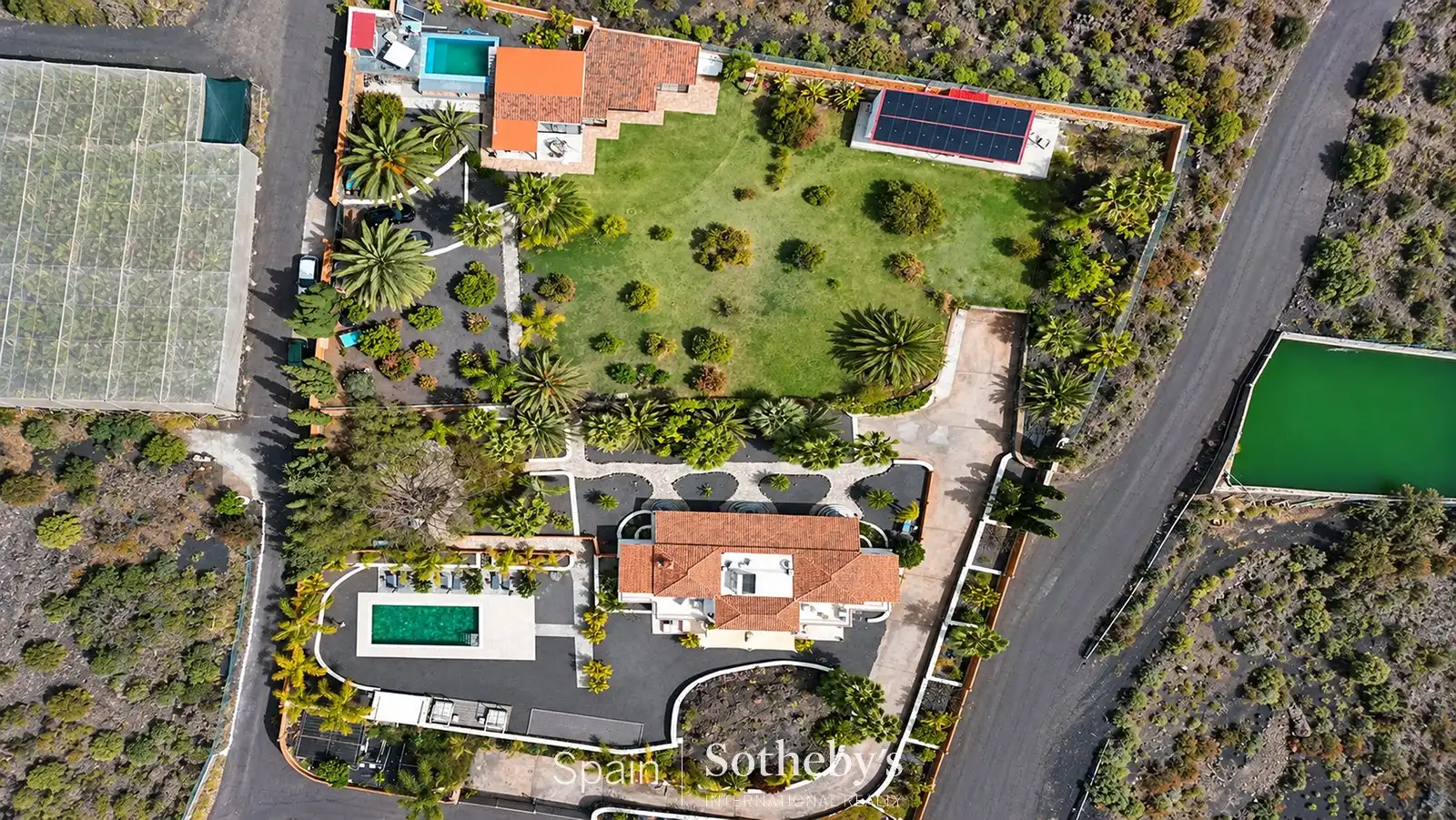 Vista exterior de Casa o xalet en venda en Los Llanos de Aridane amb Aire condicionat, Calefacció i Jardí privat