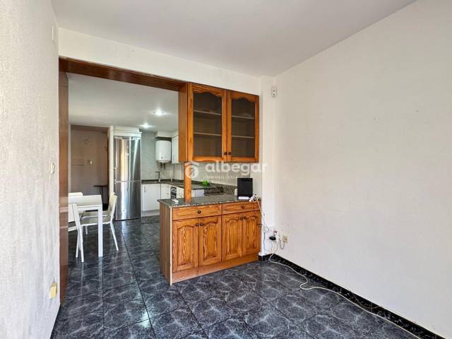 Piso en Venta en Poeta Iranzo Simon en Tormos