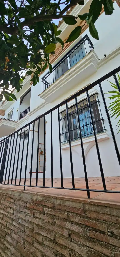 Terraza de Casa adosada de alquiler en Alhaurín de la Torre con Aire acondicionado, Jardín privado y Terraza