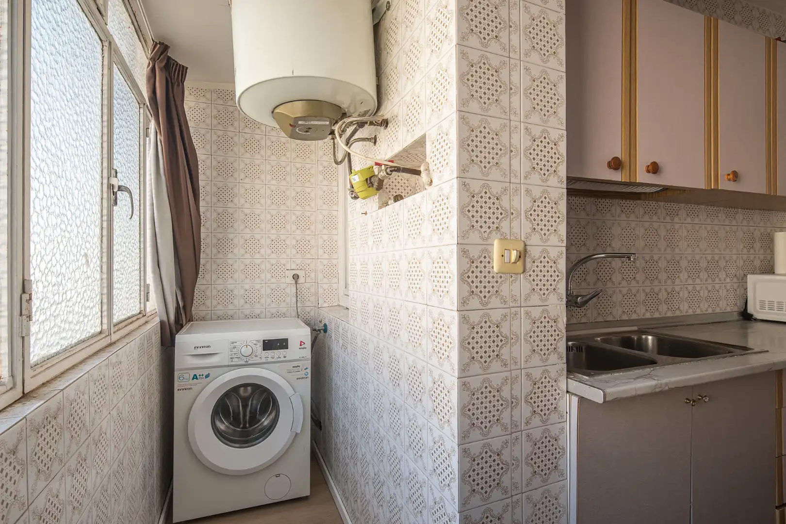 Küche von Wohnung zum Verkauf in Granada mit Parkett, Möbliert und Ofen