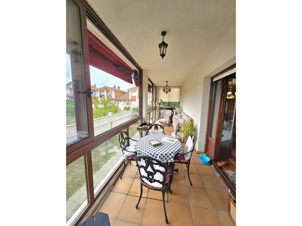 Terrassa de Casa o xalet en venda en Villarcayo de Merindad de Castilla la Vieja