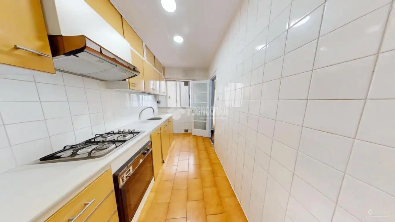 Cocina de Piso en venta en Valencia con Balcón