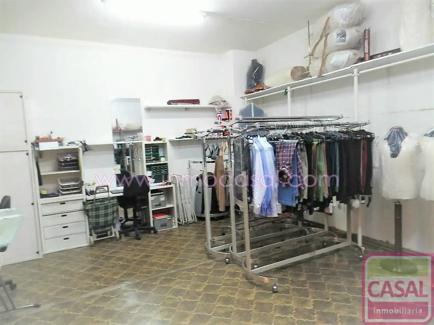 Locale commerciale in affitto a La Villa - Bazuelo, imagen 6
