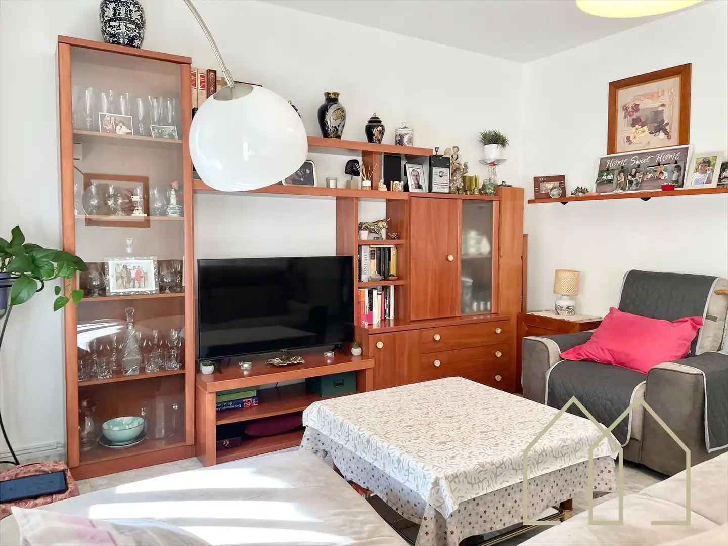 Sala d'estar de Casa adosada en venda en Caldes de Malavella amb Aire condicionat, Calefacció i Terrassa