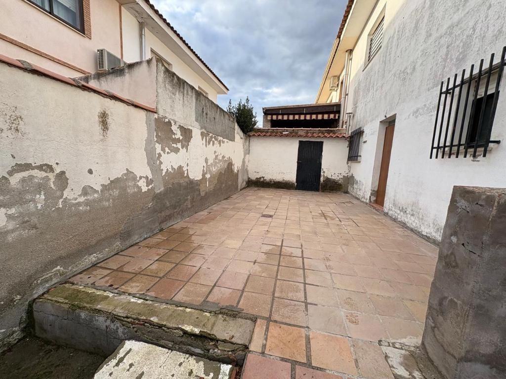 Exterior view of House or chalet for sale in Burujón  with Heating, Terrace and Storage room