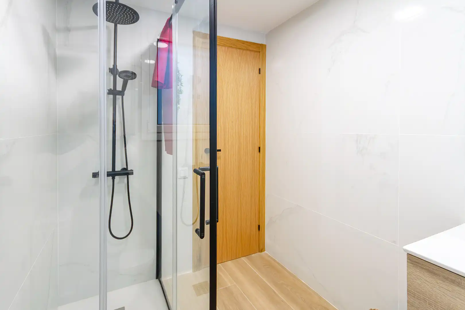 Baño de Casa o chalet en venta en Castellví de Rosanes con Aire acondicionado, Calefacción y Jardín privado