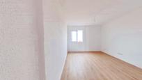 Dormitori de Apartament de lloguer en  Madrid Capital amb Terrassa i Es permeten mascotes