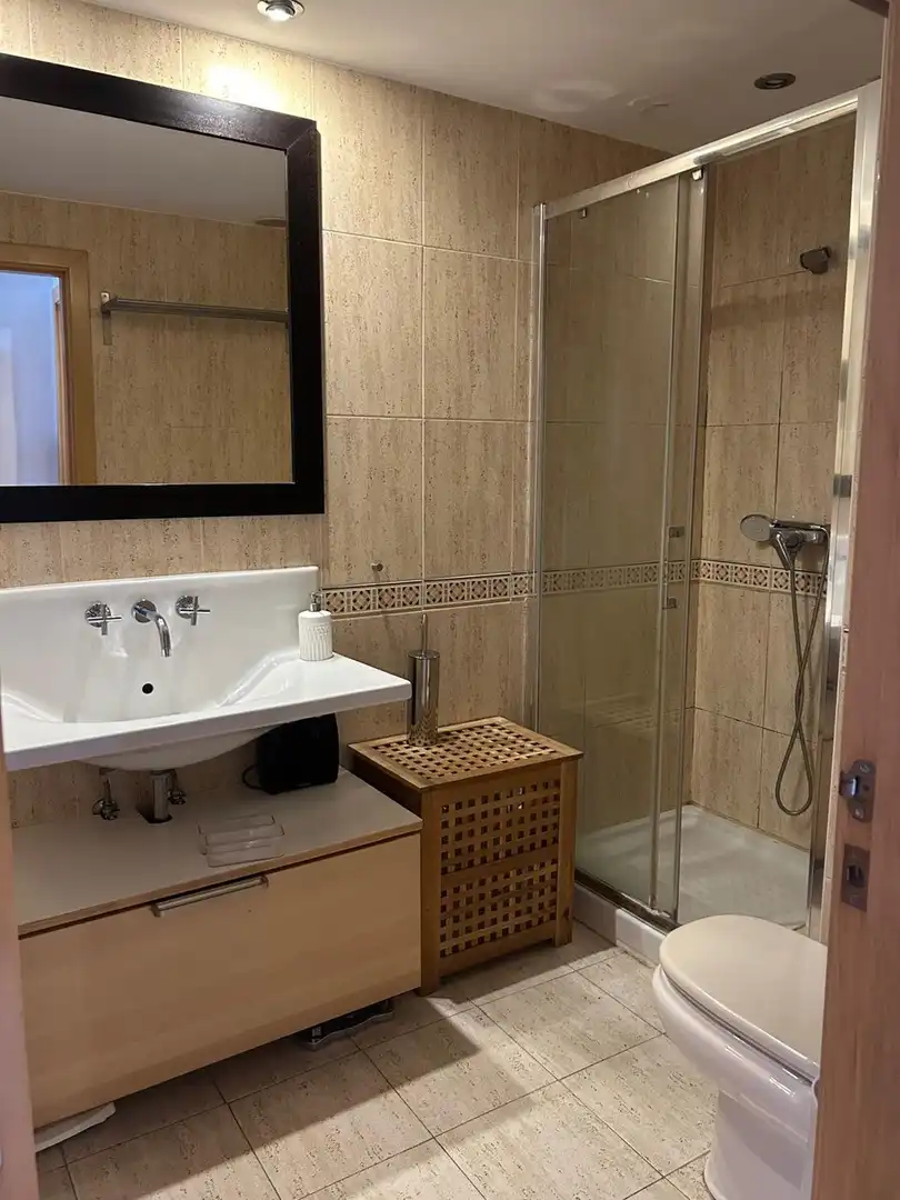 Bathroom of Flat for rent in Valencia  with Air Conditioner, Storage room and Furnished