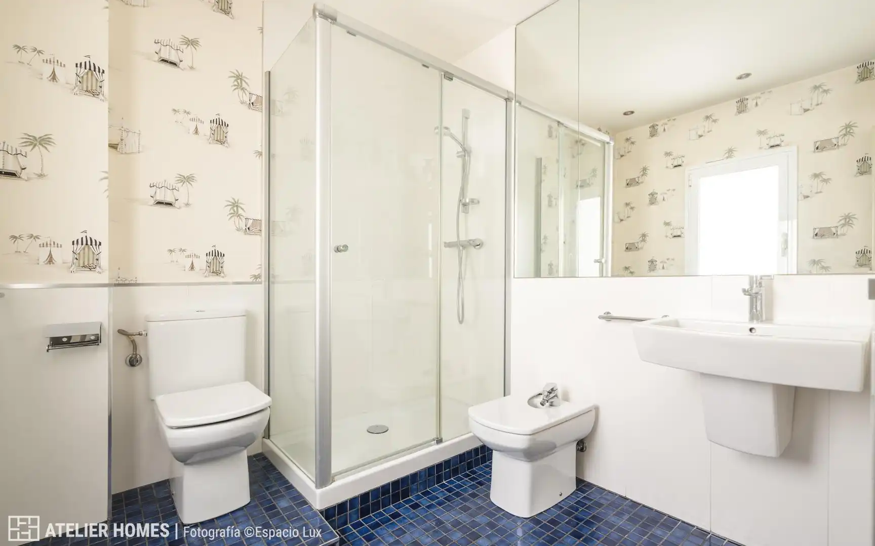 Bathroom of Attic for sale in Zaragoza  with Air Conditioner, Heating and Parquet flooring