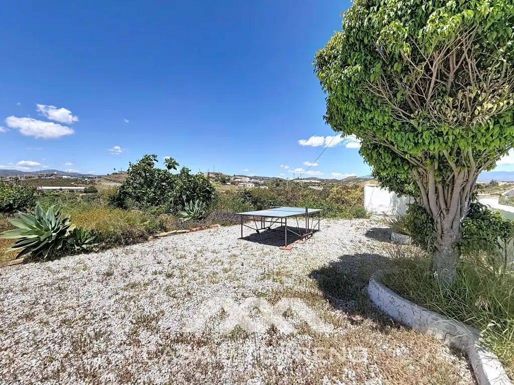 Vista exterior de Casa o chalet en venta en Vélez-Málaga con Aire acondicionado, Jardín privado y Terraza