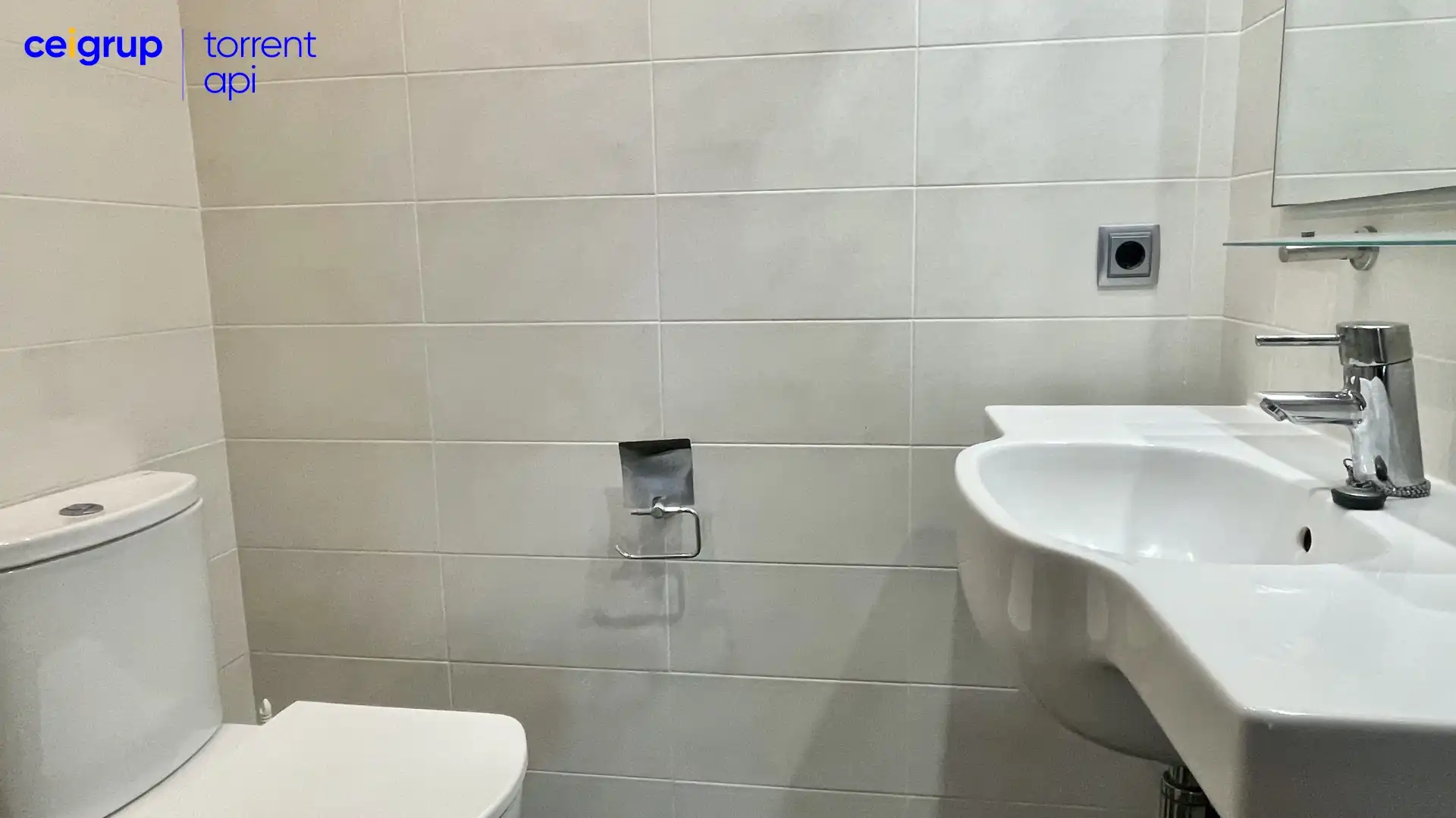 Bathroom of Duplexes for sale in L'Estartit  with Air Conditioner, Terrace and Swimming Pool