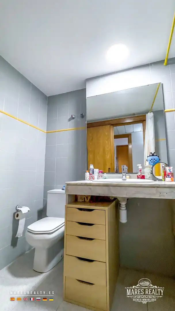Baño de Piso en venta en Lloret de Mar con Aire acondicionado, Calefacción y Terraza