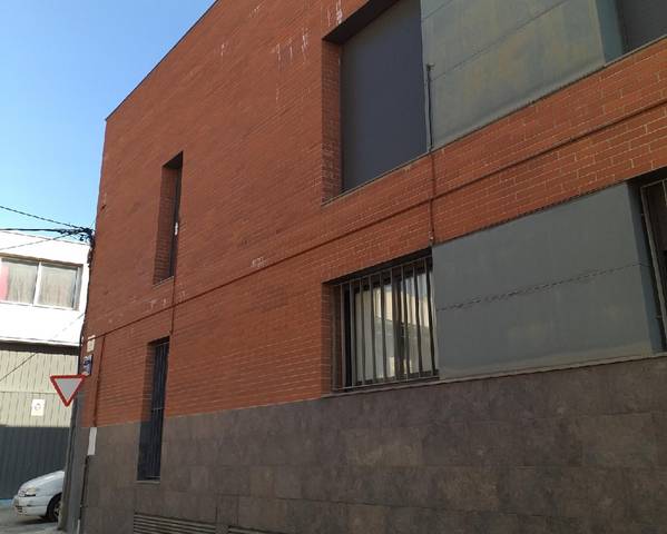 Garaje en Venta en C/ Baracaldo  en Torre-Sana