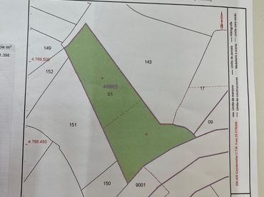 Terreno residenziale in vendita a DP-2404 2