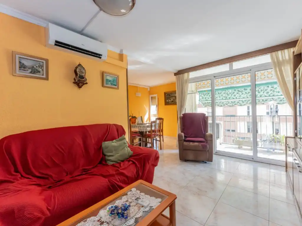 Sala d'estar de Apartament en venda en Barcelona