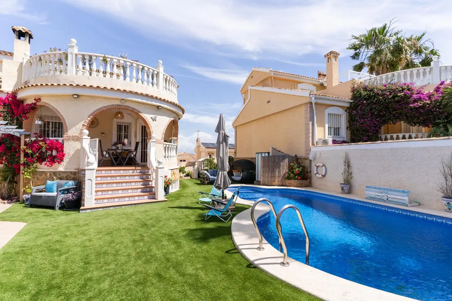 Schwimmbecken von Haus oder Chalet zum Verkauf in Santa Pola mit Klimaanlage, Privatgarten und Terrasse
