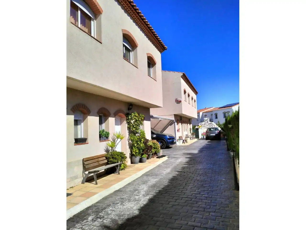 Vista exterior de Casa o xalet en venda en Mont-roig del Camp amb Aire condicionat, Calefacció i Terrassa