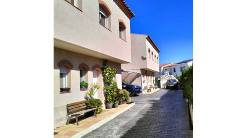 Foto 3 de Casa o chalet en venta en Avenida Doctor Gil Vernet, Centre, Mont-roig del Camp