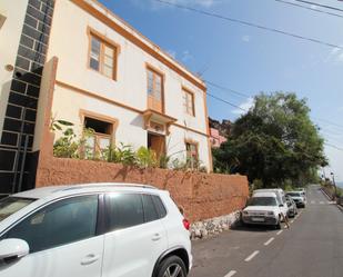 Vista exterior de Casa o xalet en venda en  Santa Cruz de Tenerife Capital amb Jardí privat, Terrassa i Traster