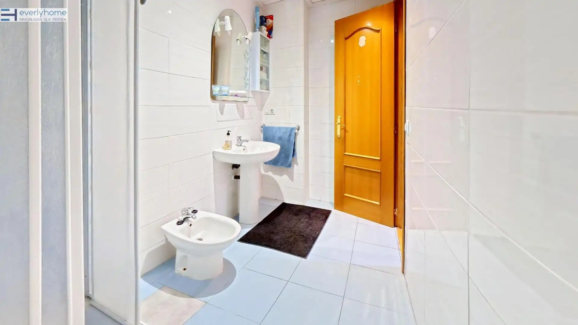 Baño de Piso en venta en Castellón de la Plana / Castelló de la Plana con Parquet y Trastero
