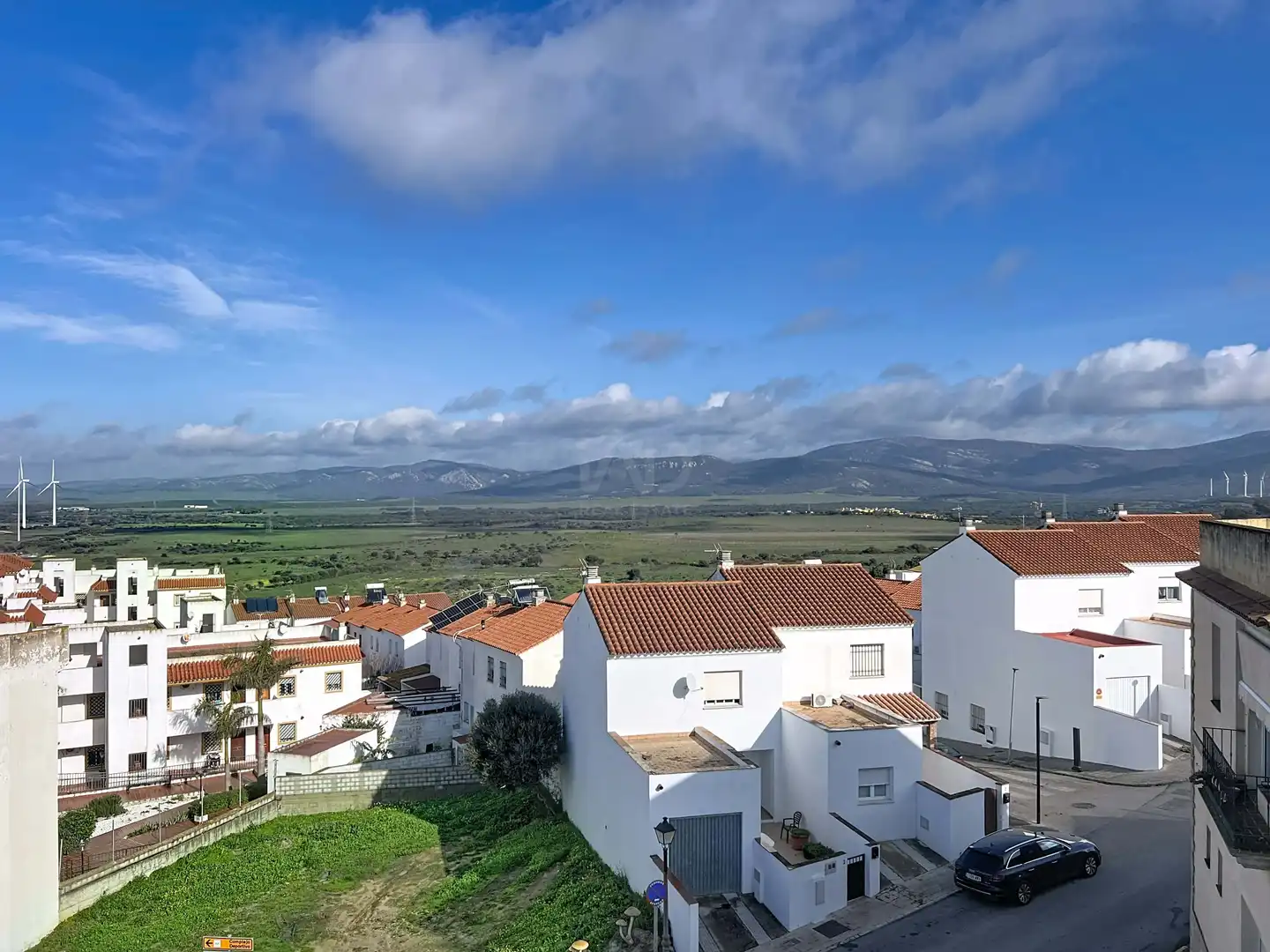 Vista exterior de Pis en venda en Tarifa amb Calefacció