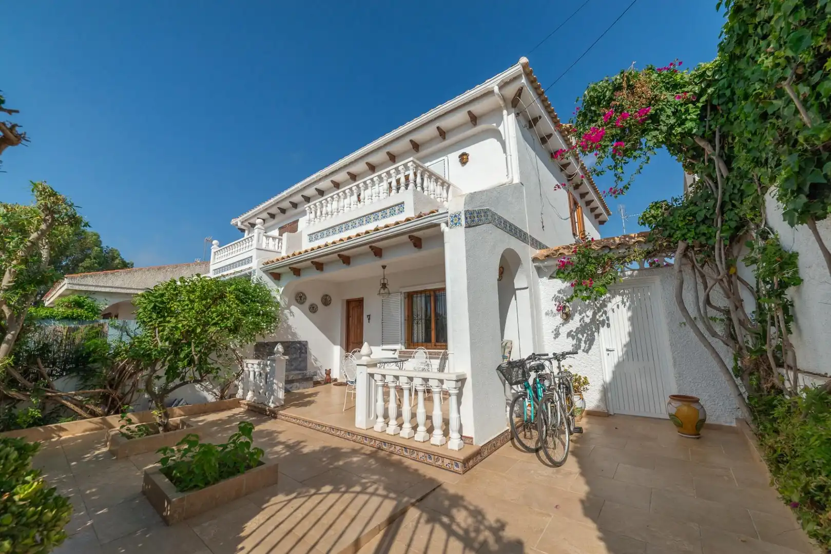 Vista exterior de Casa adosada en venta en San Javier con Aire acondicionado, Calefacción y Jardín privado