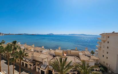 Vista exterior de Apartament en venda en La Manga del Mar Menor amb Aire condicionat, Moblat i Piscina comunitària