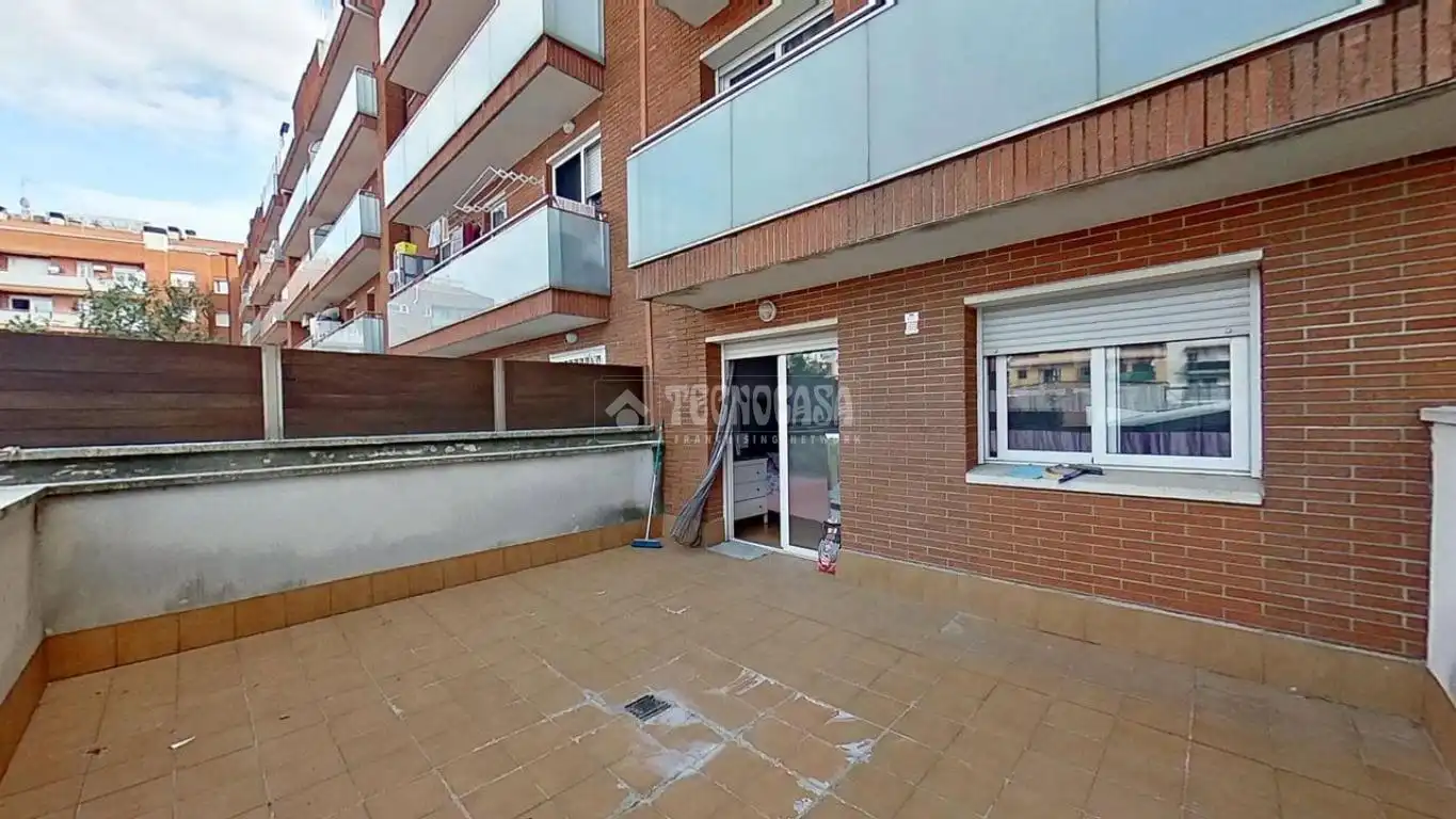 Exterior view of Flat for sale in Manresa  with Terrace and Balcony