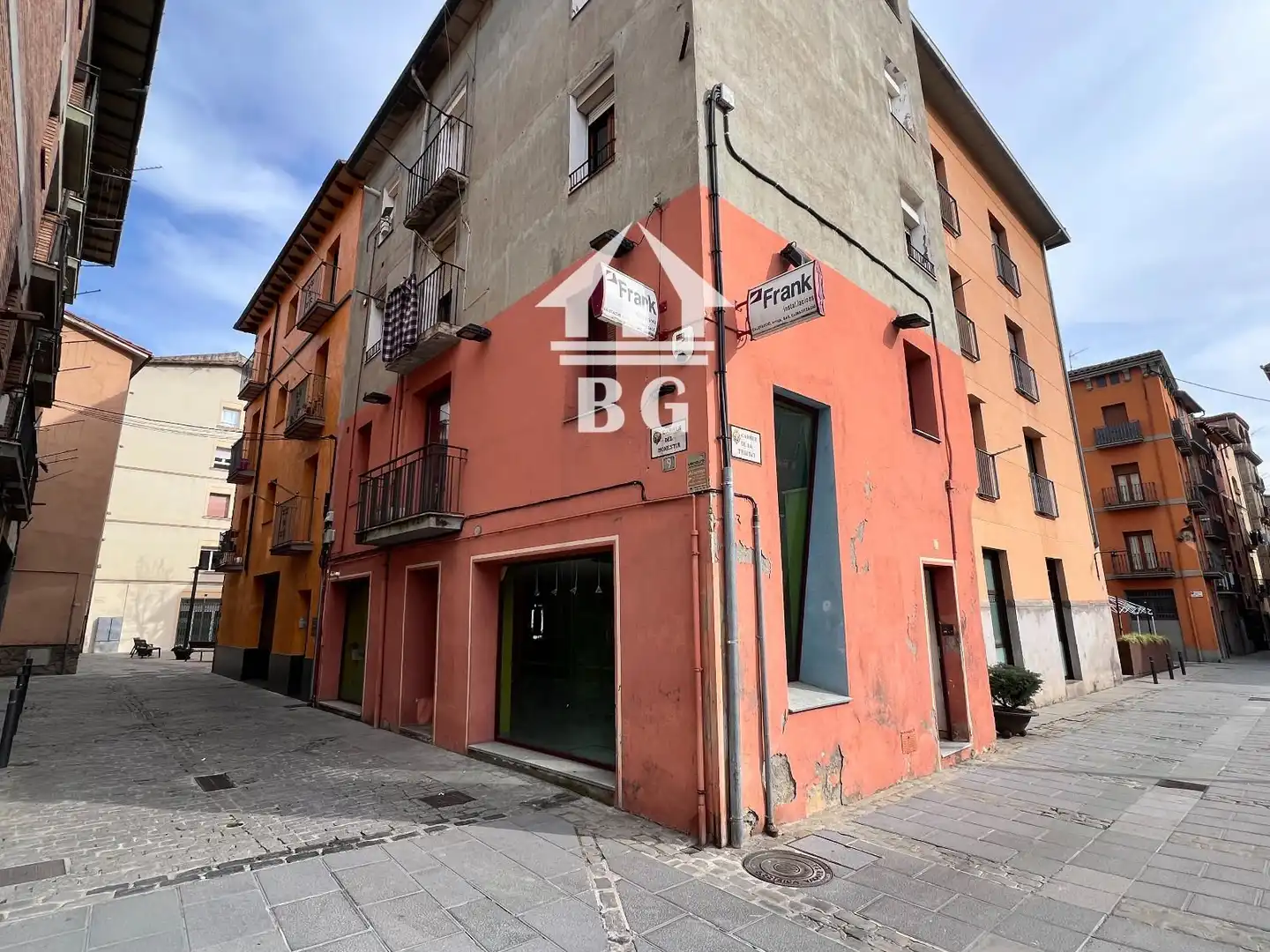 Außenansicht von Geschaftsraum zum Verkauf in Ripoll