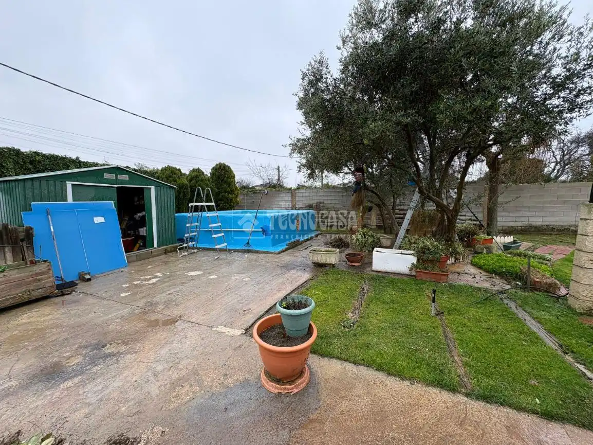 Piscina de Casa o chalet en venta en Zaragoza con Piscina