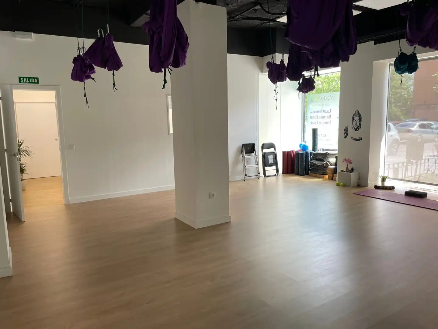Commercial properties for sale in Alcorcón  with Air Conditioner and Alarm