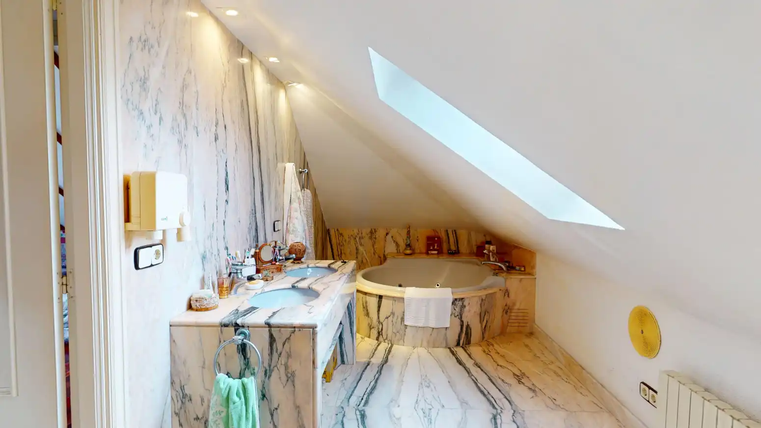 Baño de Casa o chalet en venta en Santander con Calefacción, Jardín privado y Parquet