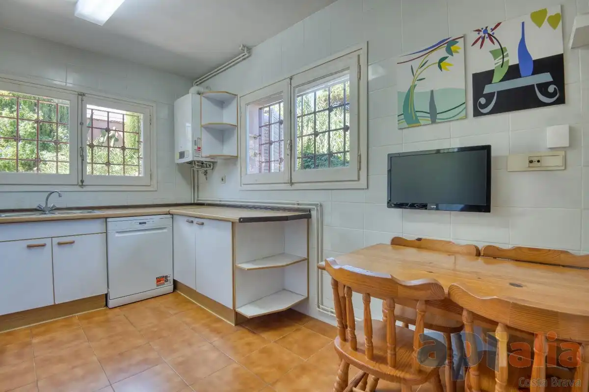 Adosado con terraza en venta en Carrer Francesc Isgleas 35, imagen 8