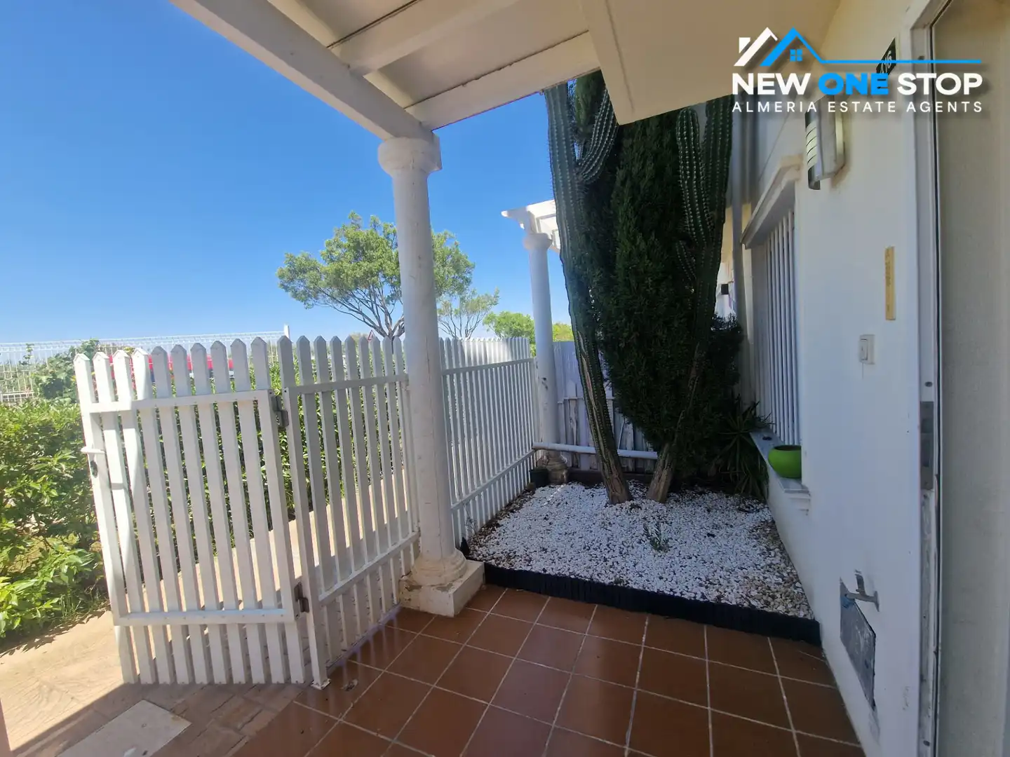 Terraced house with pool for sale in Las Marinas - Pueblo Laguna, imagen 2