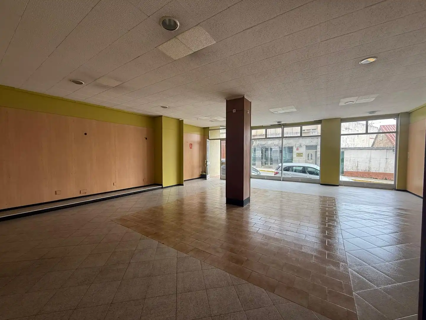 Commercial properties for sale in Boiro