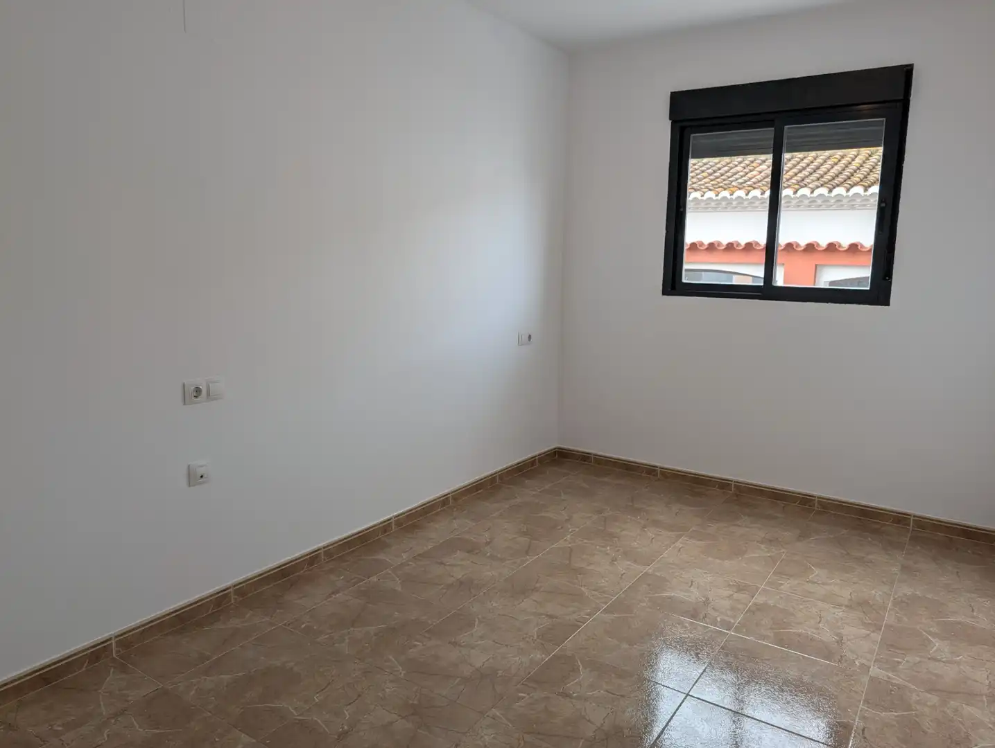 Habitación de Piso en venta en Moncofa con Horno, Lavadora y Balcón