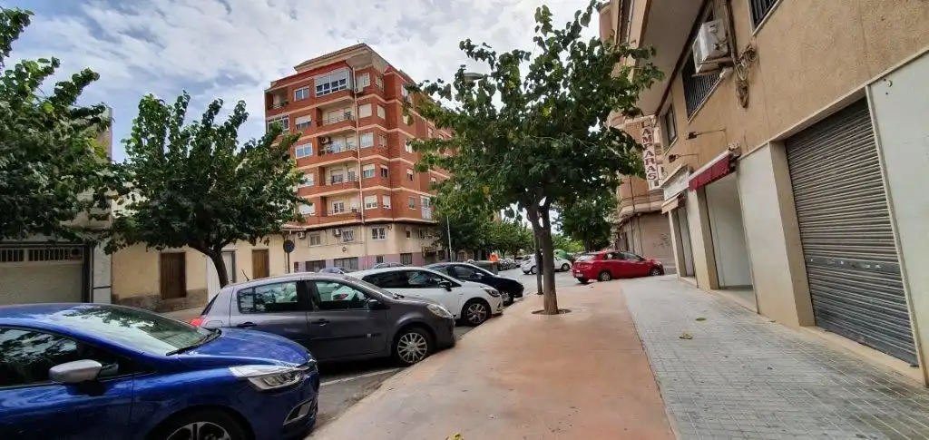 Außenansicht von Wohnung zur Miete in Petrer mit Möbliert, Ofen und Waschmaschine