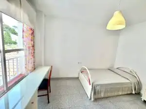 Dormitori de Casa adosada de lloguer en Almuñécar amb Terrassa, Moblat i Balcó