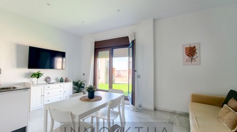 Foto 3 de Piso en venta en Avenida Juan Diego, Bormujos