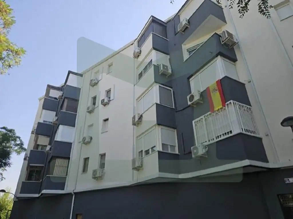 Piso en venta en Avenida Abogados de Atocha