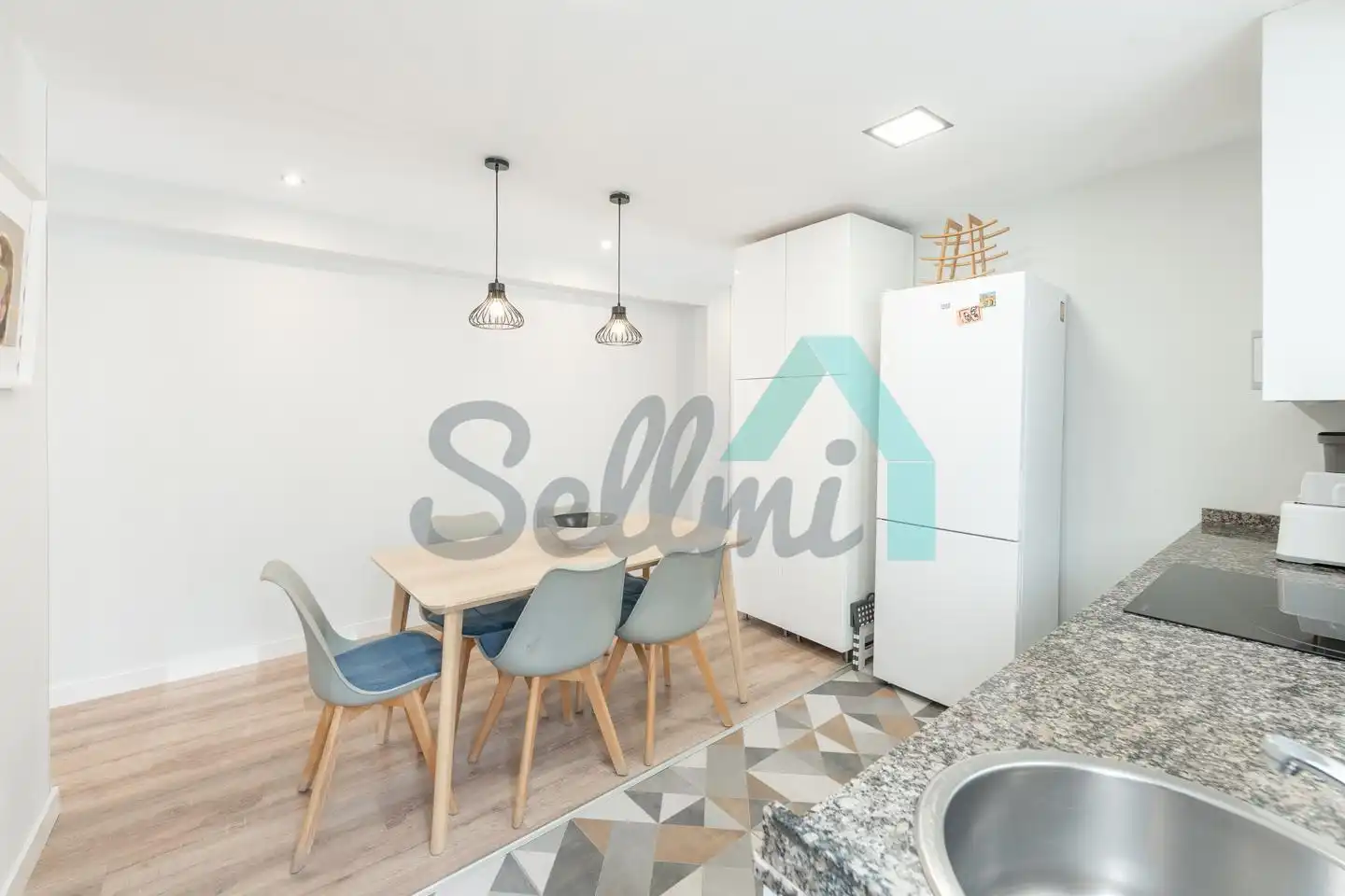 Kitchen of Flat for rent in Gijón   with Heating and Furnished