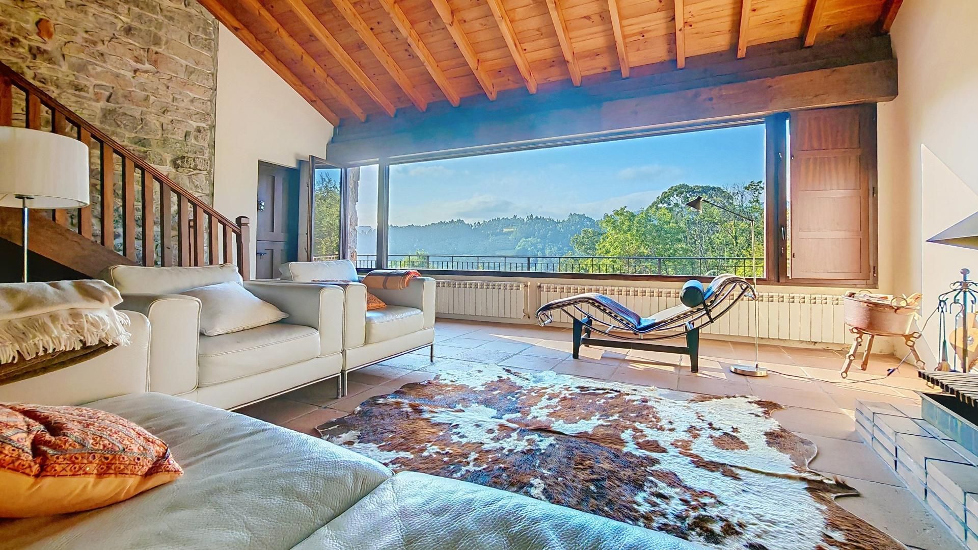 Living room of Country house for sale in Pravia  with Heating, Swimming Pool and Balcony