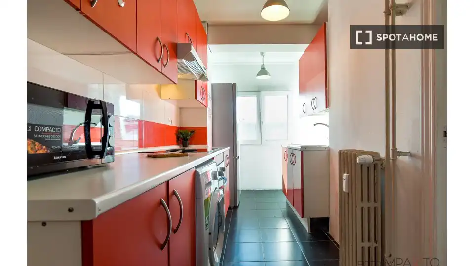 Room in Hispanoamérica - Bernabéu